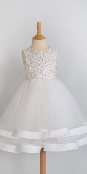 VESTIDO DE CEREMONIA Y ARRAS 8005